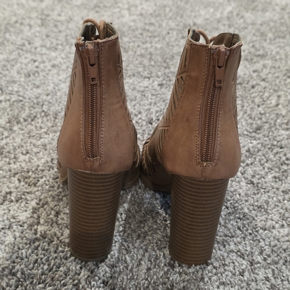 Western Boho Strappy Bootie Sandles Size 8 - Picture 4 of 5